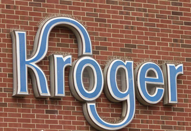 Kroger asking shoppers to leave guns home and lawmakers to strengthen background checks