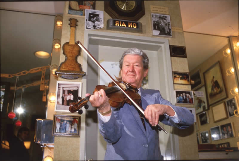 Country music’s king: Roy Acuff traded baseball for the Opry stage and the hearts of fans